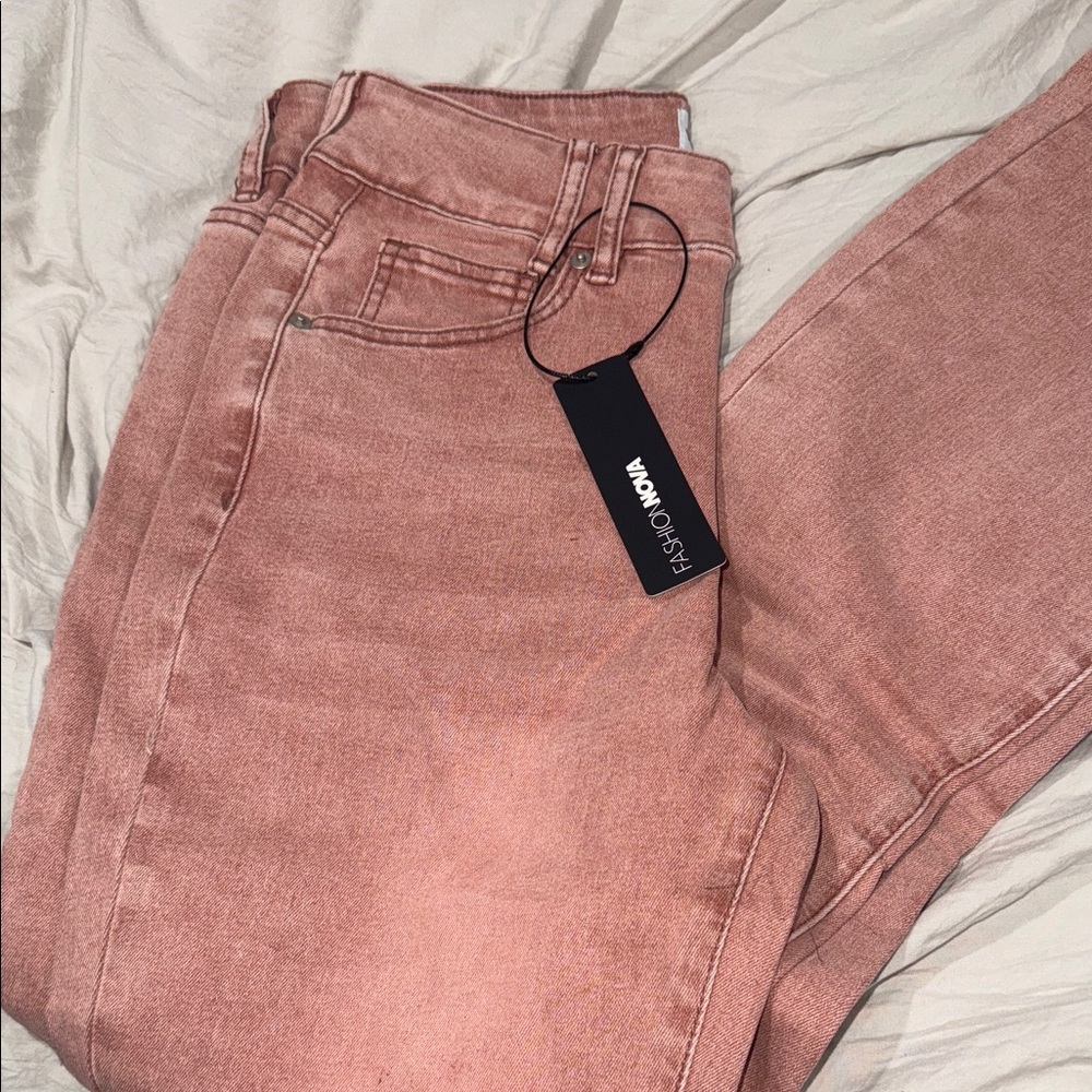 Fashion Nova Women's Rose Skinny Jeans
